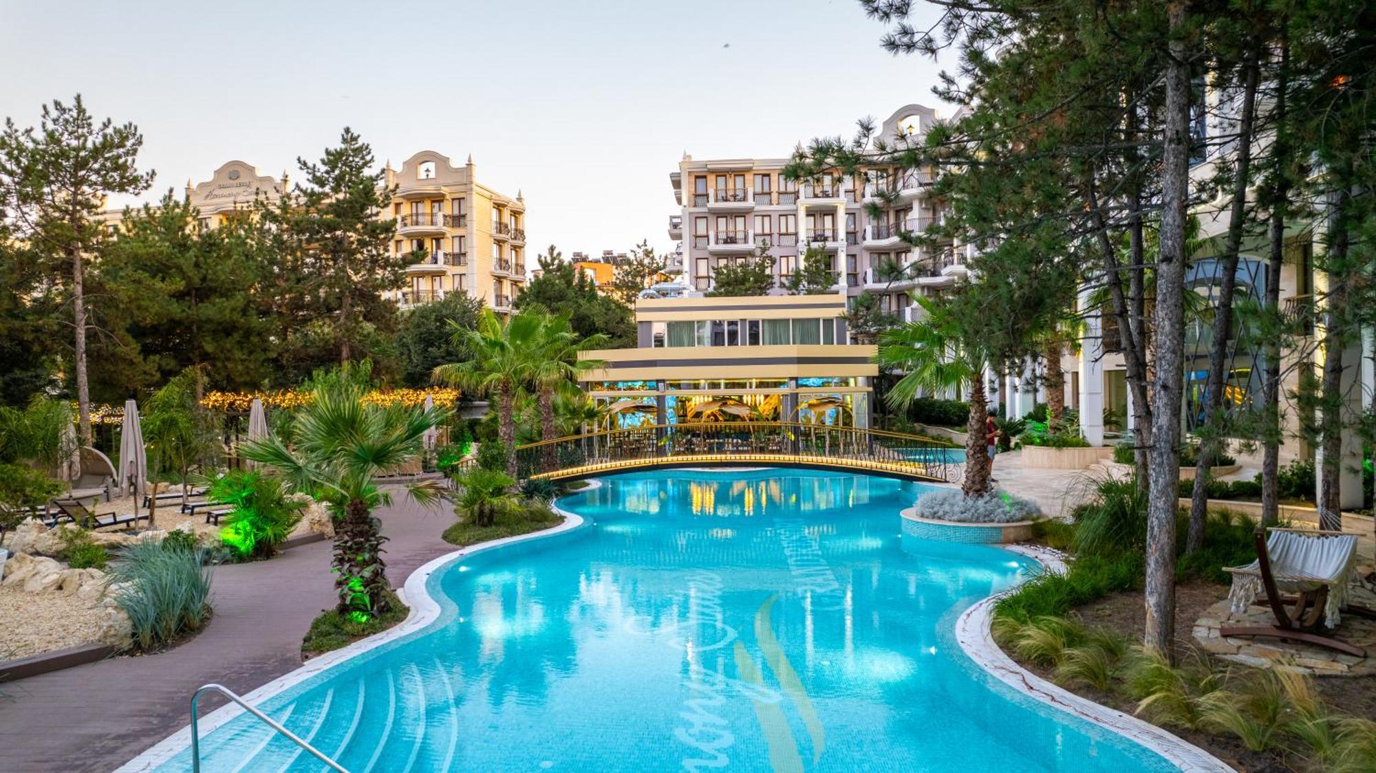 Harmony Suites Grand Resort Sunny Beach Exterior foto
